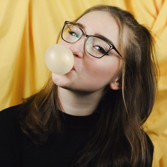 Meet your Posher, Peri - Picture 1 of 1